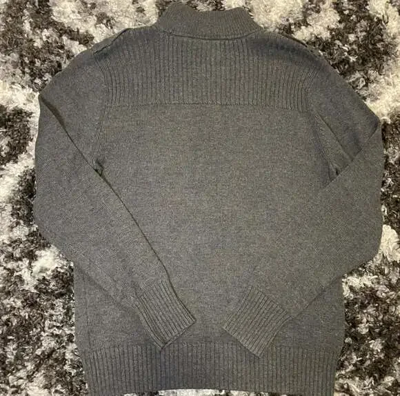 Apt. 9 Men's Gray 1/4 Zip Mock Neck Sweater with Chest Pockets and Epaulettes - Picture 3 of 5